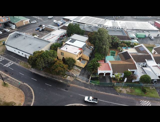 390M² APARTMENT BLOCK FOR SALE IN TABLE VIEW